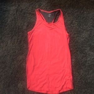 Women’s athletic tank